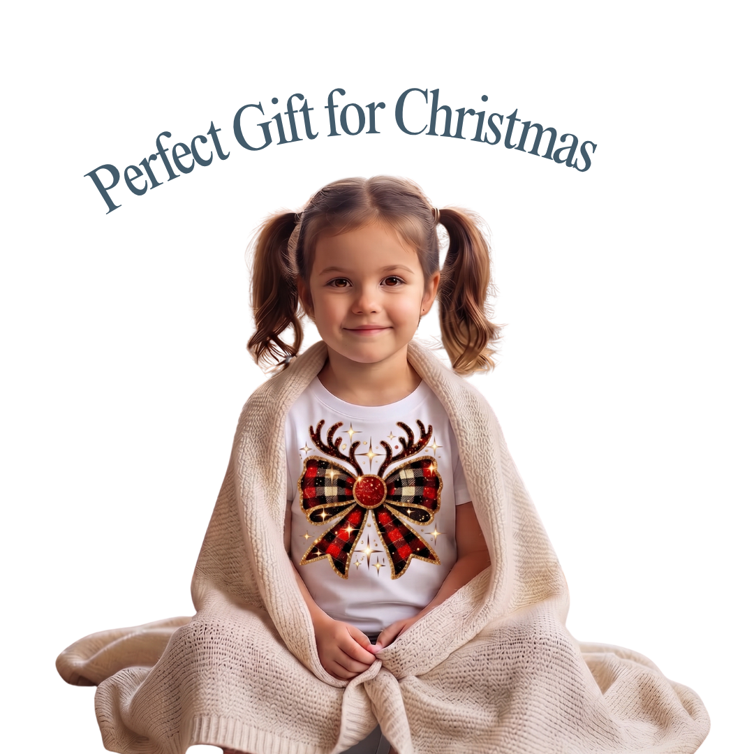 Personalized Coquette Reindeer Christmas Shirt – Kids & Family Holiday T-Shirt